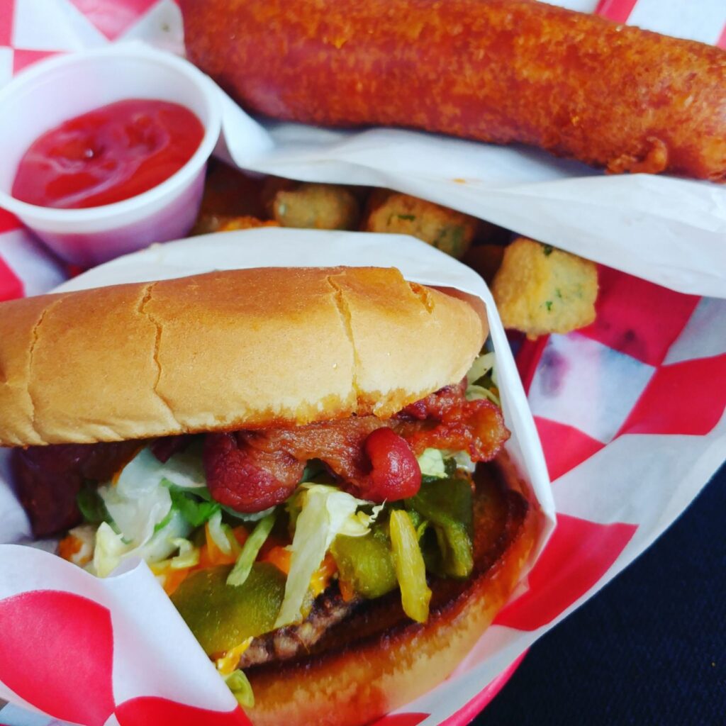 Twin Cronnie Drive-In 2